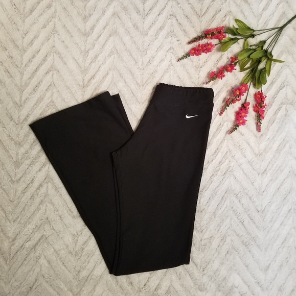 Nike Pants - 🖤NIKE DRY FIT YOGA PANTS SIZE SMALL🖤